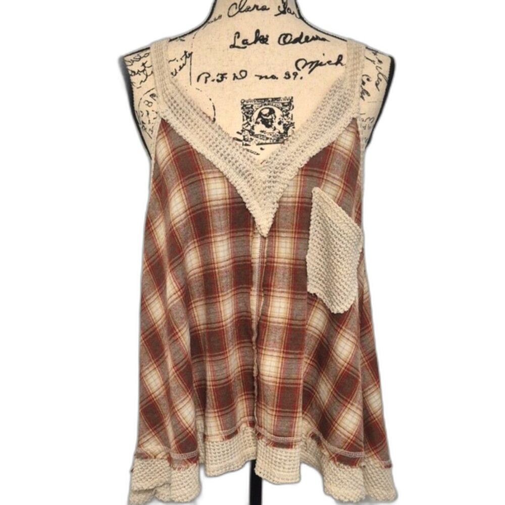 POL Plaid Crochet Trim Tank Top M Boho Lagenlook Raw Seams Hem Chest Pocket